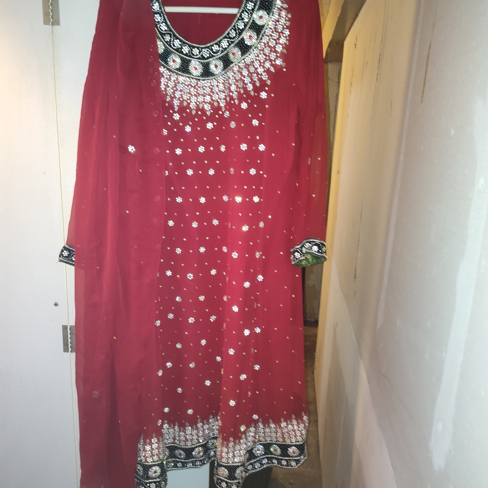 Elegant Red Embellished Kurti Set Bust 42"